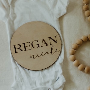 Wood Baby Name Announcement - Baby Name Sign - Baby Name Reveal - Personalized Name Sign - Circle Name Sign - Nursery Sign
