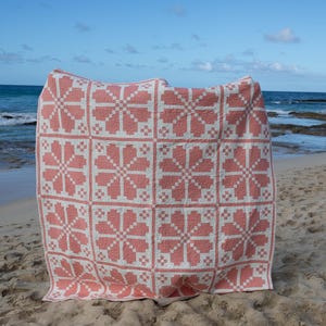 Handmade Throw Quilt | Quilt for Sale | Pink Quilt