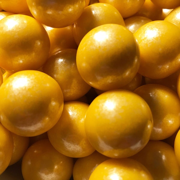 Gum Balls - Yellow/Gold Shimmer (1 inch) 25 per package.