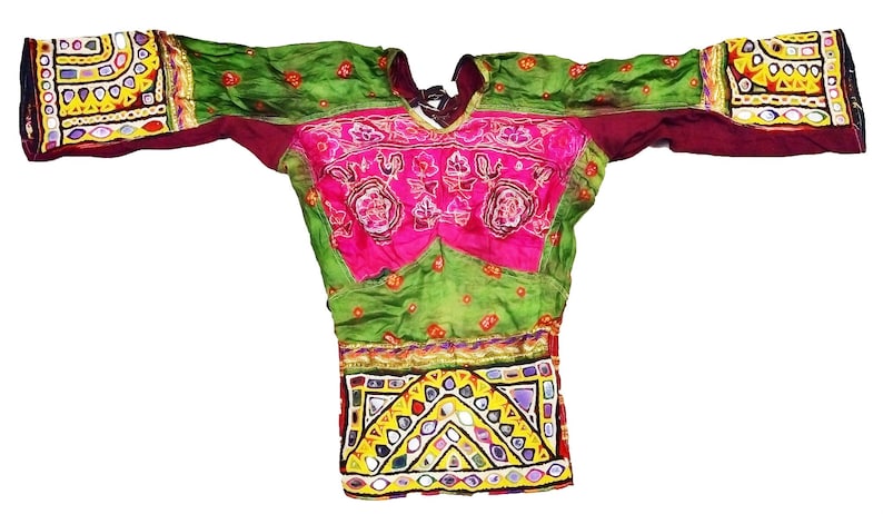 Indian Kutchi Work Vintage Choli Blouse Indian Hand Embroidred Women/'s Short Top Tribal Hippie Gypsy Mirror Work Banjara Belly Bance Choli
