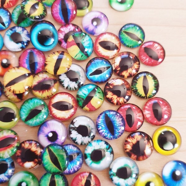 30 x Eyes Cabochons for crafting/jewelry making Dragon Glass Round Ø 12 mm