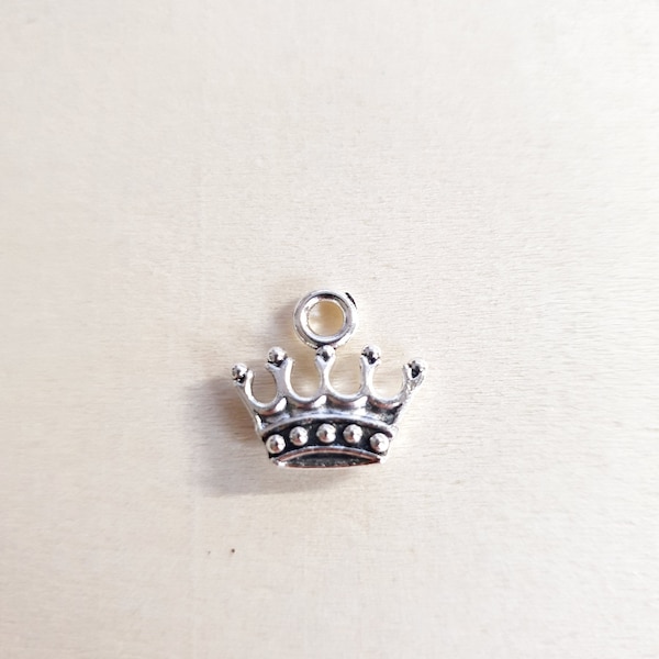 5 x Kronen Anhänger zum Basteln Schmuckherstellung Deko König Königin Prinzessin Märchen Fasching Charms Silber