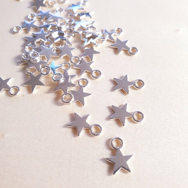 10 x Kleine Stern Anhänger zum Basteln Schmuckherstellung Geschenkdeko Handarbeit Hobby Charms Liebe Weihnachten Silber