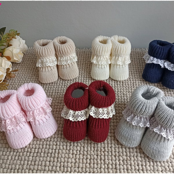 Chausson bébé en tricot avec dentelle en 6 couleurs taille unique adorable cadeau de naissance