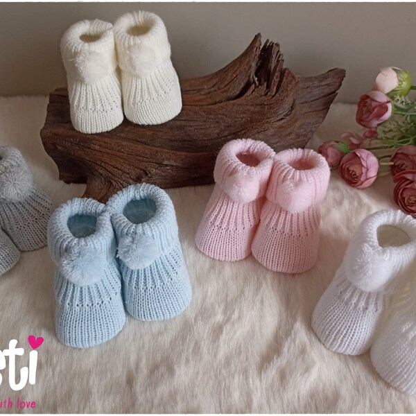 Chausson bébé en tricot avec pompon en 7 couleurs taille unique adorable cadeau de naissance