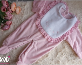 High quality velvet sleepsuit with pique cotton collar and English embroidery, very elegant and comfortable baby pajamas, adorable birth gift