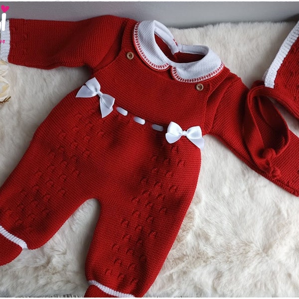 Ensemble 3 pièces pour bébé salopette à pieds en tricot rouge avec pull et béguin adorable cadeau de naissance