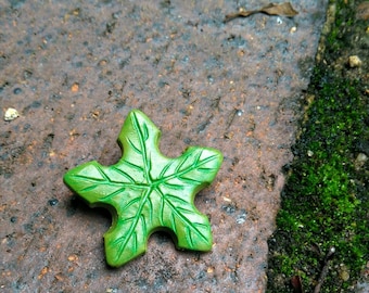 The Land Before Time Tree Star Pin / Necklace | Cosplay Prop Replica | Stocking Filler | Retro Film | Gift for Him Her