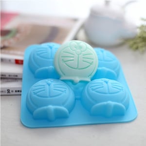 4 Cartoon Character Silicone Molds Resin/Eproxy Crafts Chocolate Cake Soap Bar Mould DIY Baking Cookies - Free Shipping