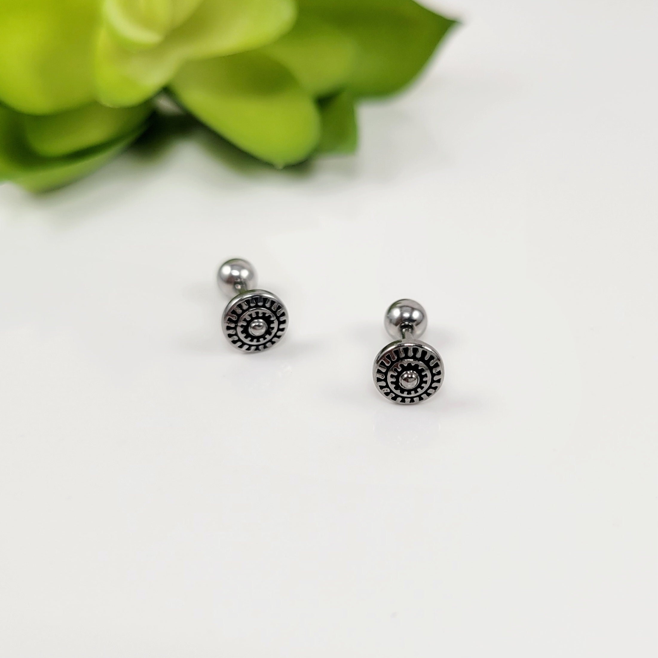 16G Tiny CZ Floral Cartilage Studs/tragus Jewelry/helix Studs/conch  Earring/earlobe Stud/minimalist Earrings/gift for Her/small Earring Stud 