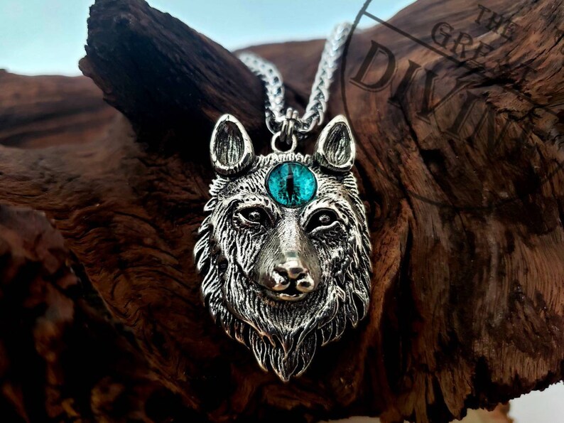 Men/'s Wolf Necklace Wolf Eye Necklace Wolf Head Necklace Wolf Necklace Wolf Necklace Mens Wolf Pendant