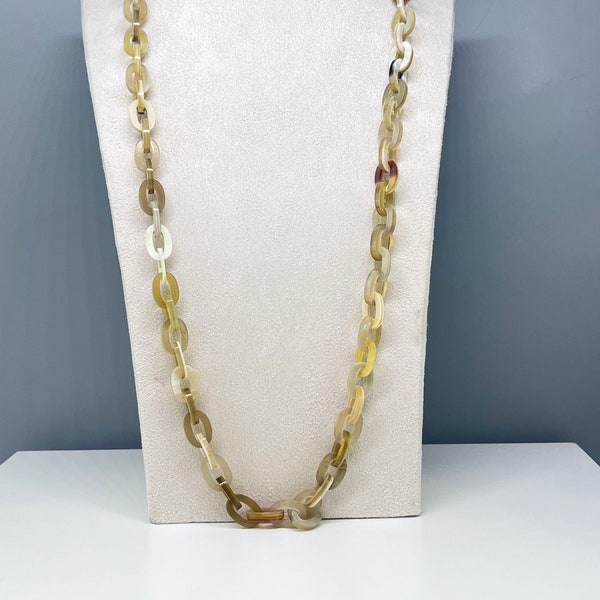 Grosse chaine maille forçat. Collier en corne véritable. Bijoux en corne naturelle. Chaine en corne naturelle. Bijoux en corne