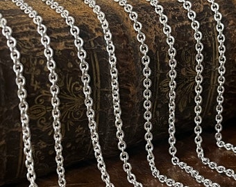 Chaine classique  homme en argent 925 maille câble de 2.4 mm . Bijoux pour homme en argent véritable. Collier chaine en argent sterling