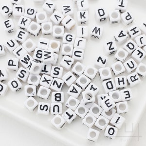 100pcs/BP0006/ Cube Acrylic Initial Beads, Acrylic Beads, Initial Beads, Bracelet Beads, DIY Necklace, DIY Bracelet, Jewelry Supplies