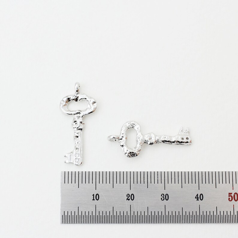 1pcs/QP0087/ Hammered Key Pendant, Lucky Key, Earrings pendant, Bracelet Charm, Necklace Pendant, Polished Gold/Rhodium-Plated image 7