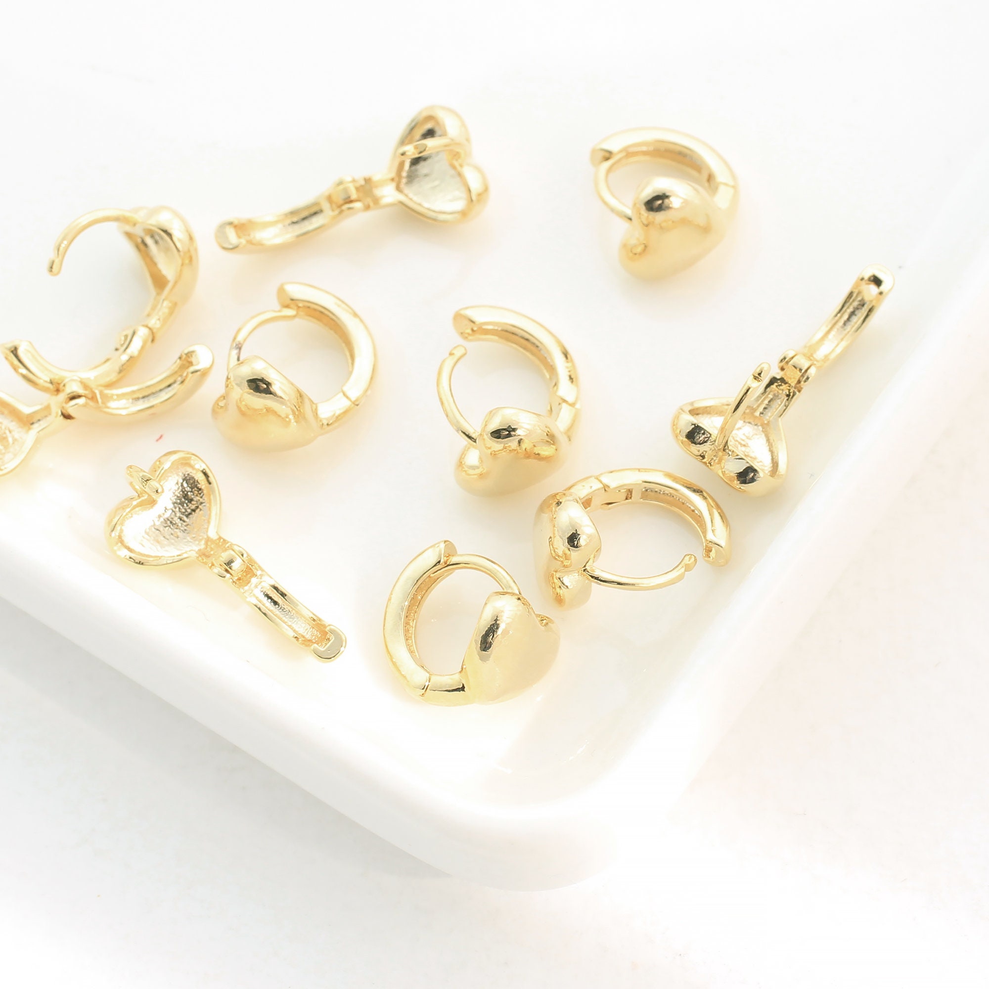 Az / アズ 】 PLUMP ONE TOUCH EARRINGS-