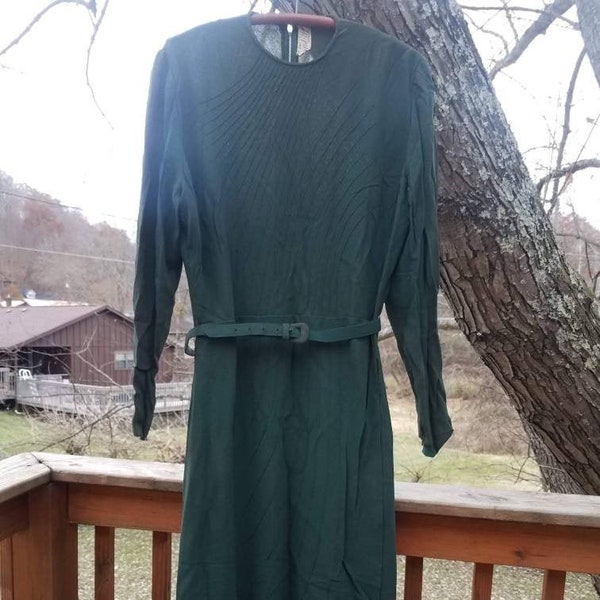 Stunning Vintage 1940s dark green pintuck midi dress with long sleeves. Original interior label  Mil Jay original