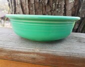Fiestaware Dinnerware Vintage 5 1 2 inch Fruit berry nappy Bowl by Homer Laughlin original light green