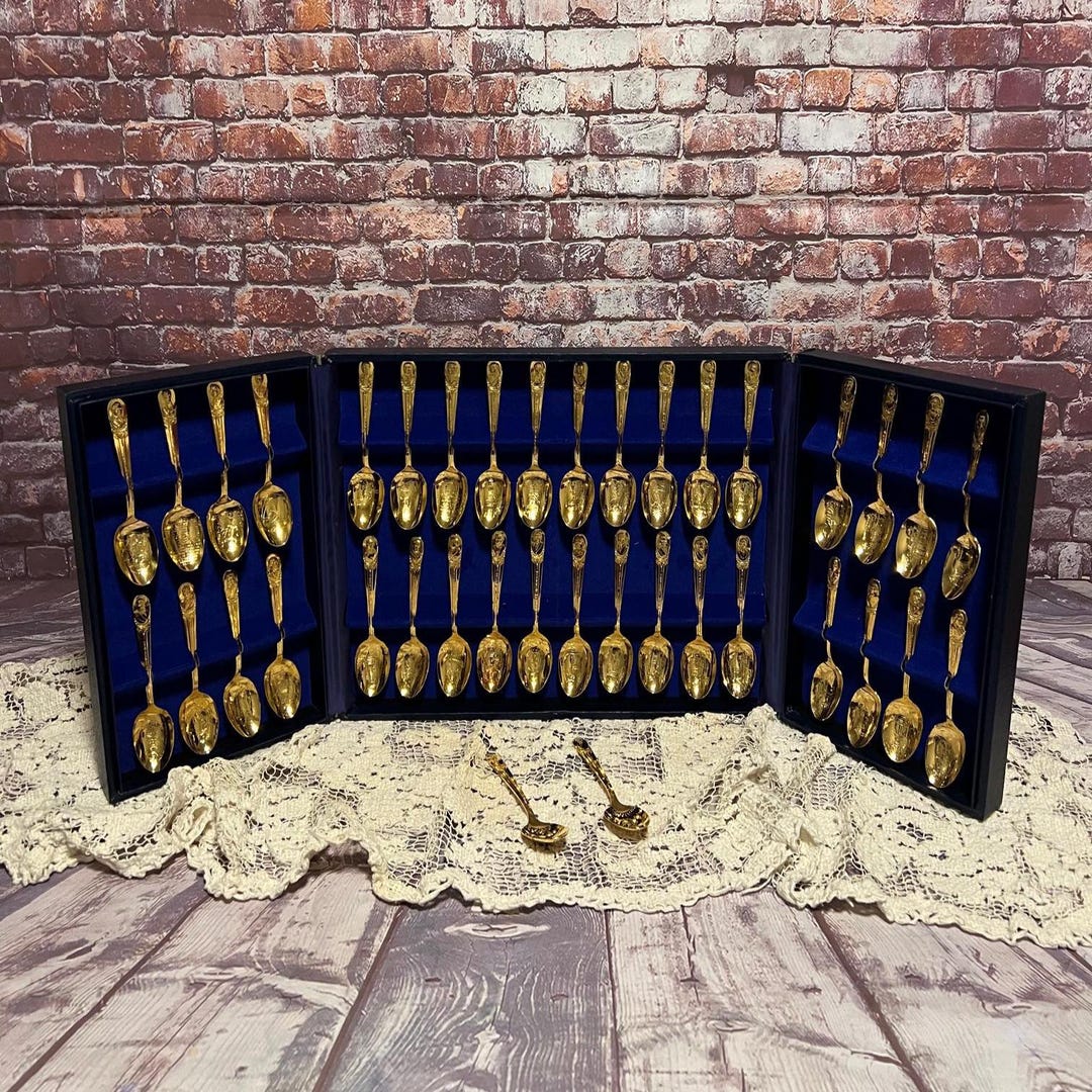 Commemorative Spoon Racks Vintage Presidents Commemorative Spoon Collection - Golden Wash Silver ...