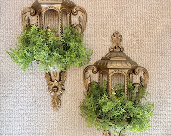 Vintage Gold Wall Pockets – Set of 2 Burwood Lamp Post Decor