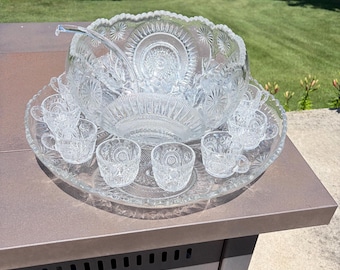 Vintage LE Smith Punch Bowl Set – Pinwheel Stars Cut Glass, 12 Cups, Tray, Ladle