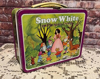 Vintage Snow White and the Seven Dwarfs Metal Lunchbox - 1970s - with Spinner Game