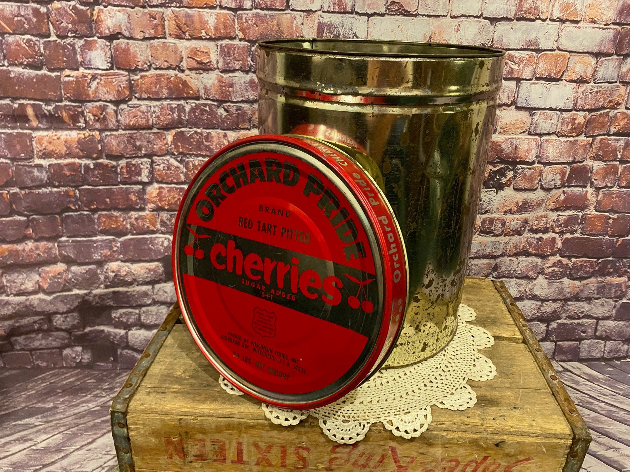 Vintage Cherries Tin with Cover Sturgeon Bay WI Orchard Etsy