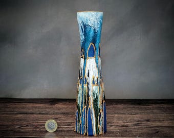 Handmade Gift – Blue Hand-Painted Glass Bud Vase – Elegant Abstract Design with Gold Detail – Bright Artisan Home Decor – 22cm / 9"