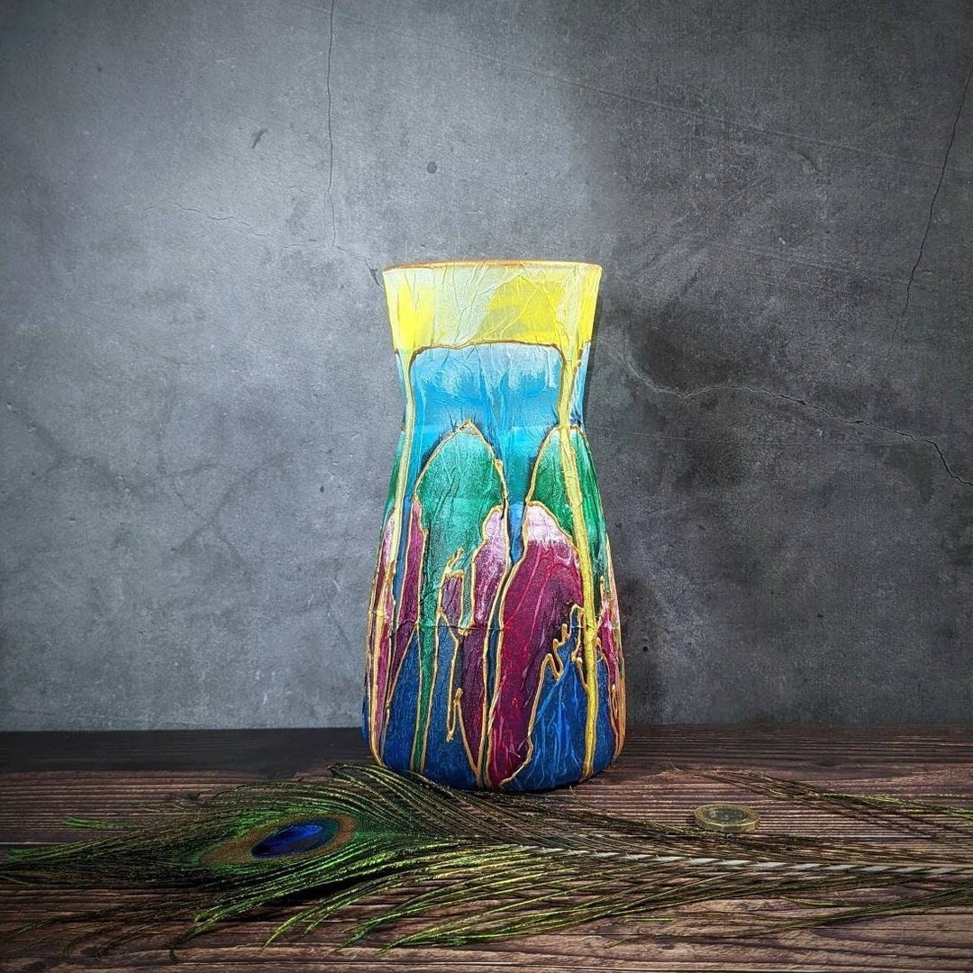 手描き花柄ガラス花瓶 手描き花柄ガラス花瓶 - メルカリ