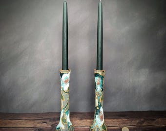 Hand-Painted Glass Candlestick Holders Pair – FROST Collection – Green & White with Bronze Accents – Elegant Gift – 20cm / 8"