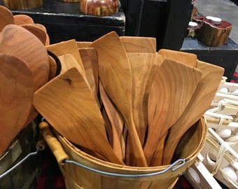 Handcrafted American Cherry Spatula: 10-inch Turner, Personalized