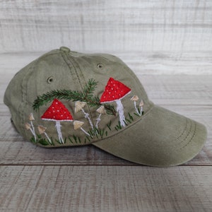 Hand embroidered mushroom hat for woman, hand-stitched forest design ball cap, floral embroidery, personalized gift for nature lovers