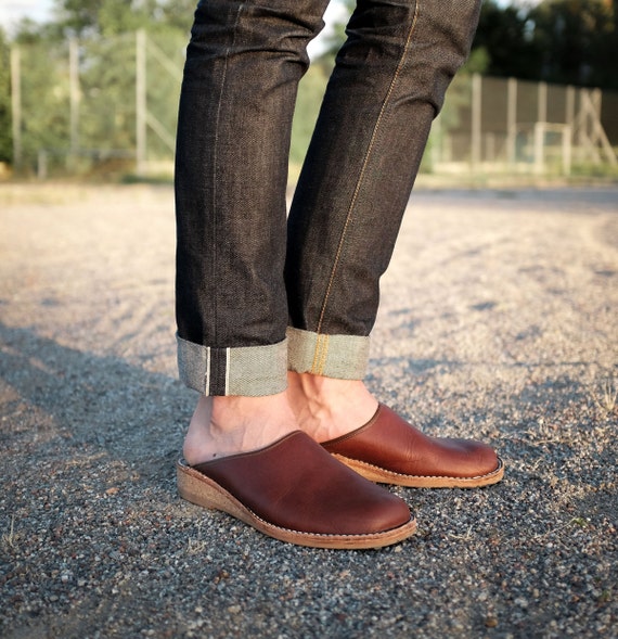 mens leather slip on clogs