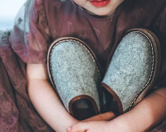 Kids wool slippers, Kids shoes, Handmade shoes, Kids clogs, unisex mules, Docksta slip-on, Handmade in Sweden,