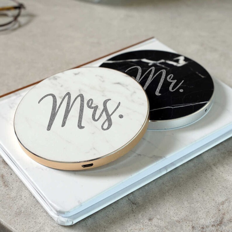 Laser Etched Bridesmaid Charge Mat Maid of Honor Gift Wireless Charging Station Custom Marble Charging Pad Qi Charger