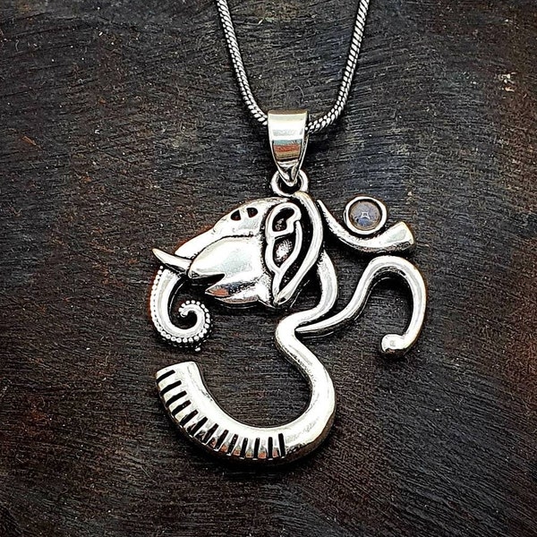 Silver Om Ganesh Quartz Necklace Pendant Bohemian Ganapati Necklace Boho Sacred Ethnic Jewelery gift