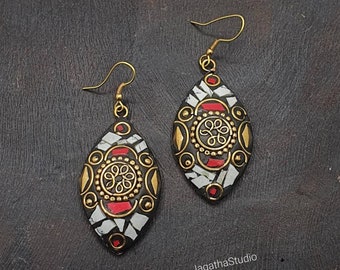 Pendientes colgantes de cuarzo y Coral tibetanos, piedras preciosas con incrustaciones étnicas, pendientes colgantes, regalo bohemio nepalí