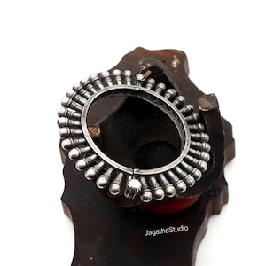 Bracciale antico Rajasthani Indiano Cerimoniale Grande Polsino Etnico Rajasthan Bracciale Tribale Dichiarazione Polsino Vintage Etnico Braccialetto
