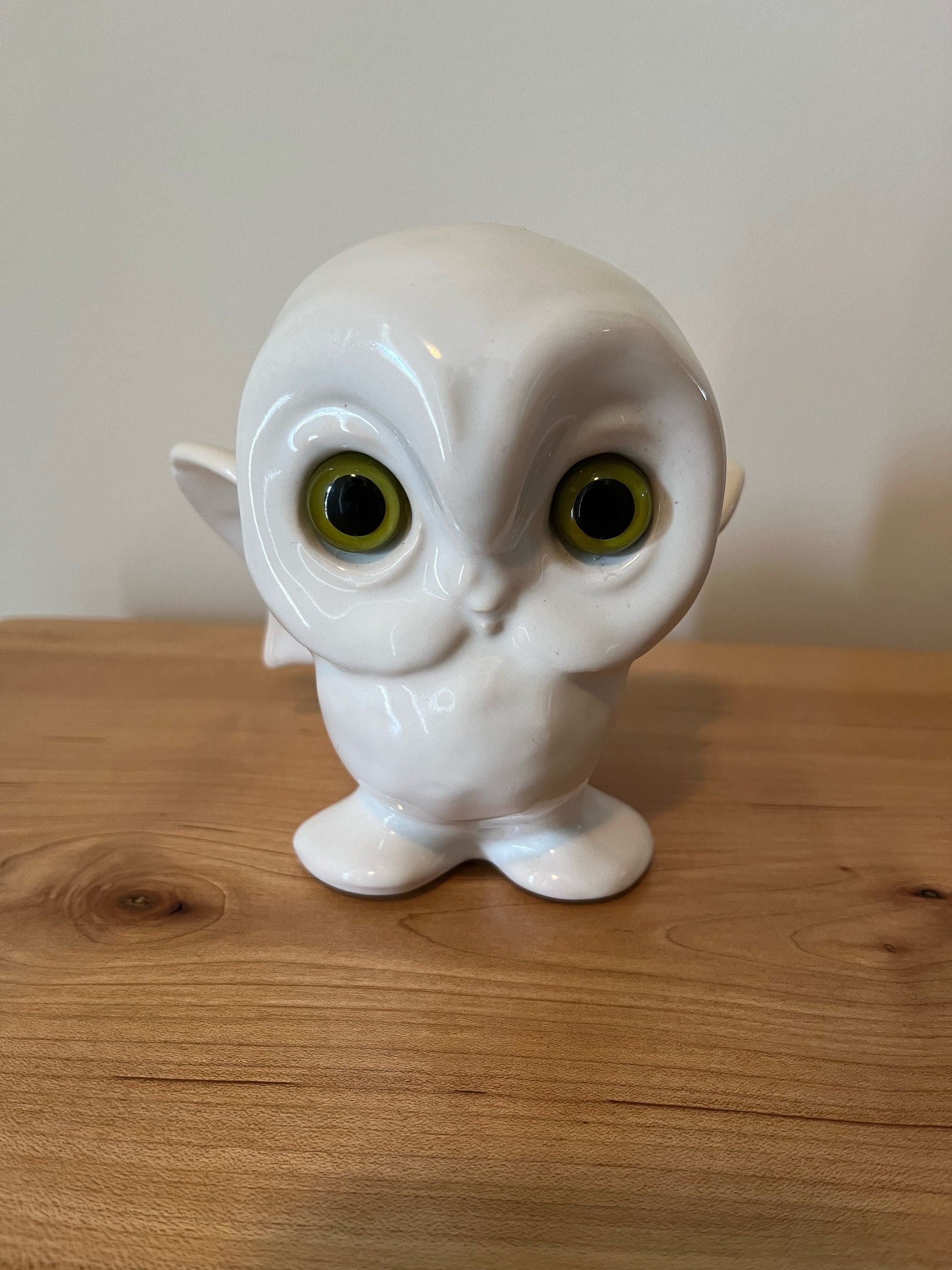 Vintage "The Collectables" Canadian Pottery Owl with Green Eyes, #302, Made in Canada