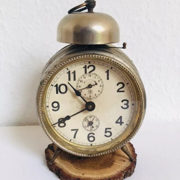 Junghans Wecker-Uhr&Schlüssel/Old German Alarm Clock with Key -Kaminuhr