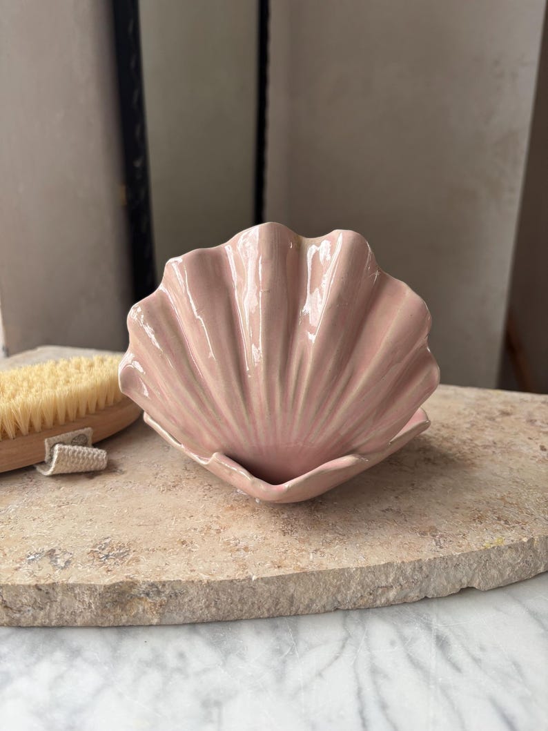 Ceramic Double Lily Pink Glamor Clam Shell with Pearl, Handmade Jewelry Dish Ring Holder, Ring Dish Wedding Gift Idea, Tray for Trinkets image 3