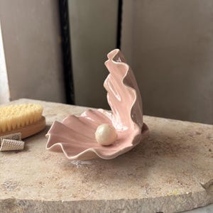 Ceramic Double Lily Pink Glamor Clam Shell with Pearl, Handmade Jewelry Dish Ring Holder, Ring Dish Wedding Gift Idea, Tray for Trinkets image 1