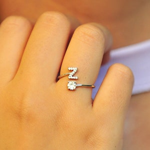 Z name hot sale ring