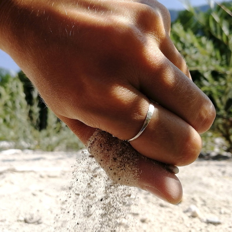 GEORG, Ring, 925 Silber, gehämmert, minimalistisch, dünn Bild 1