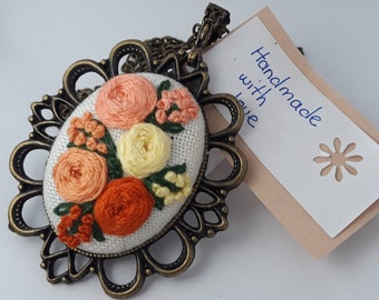 Hand Embroidered Necklace, Embroidered Flower Necklace, Floral Necklace, Gift for her, Handmade