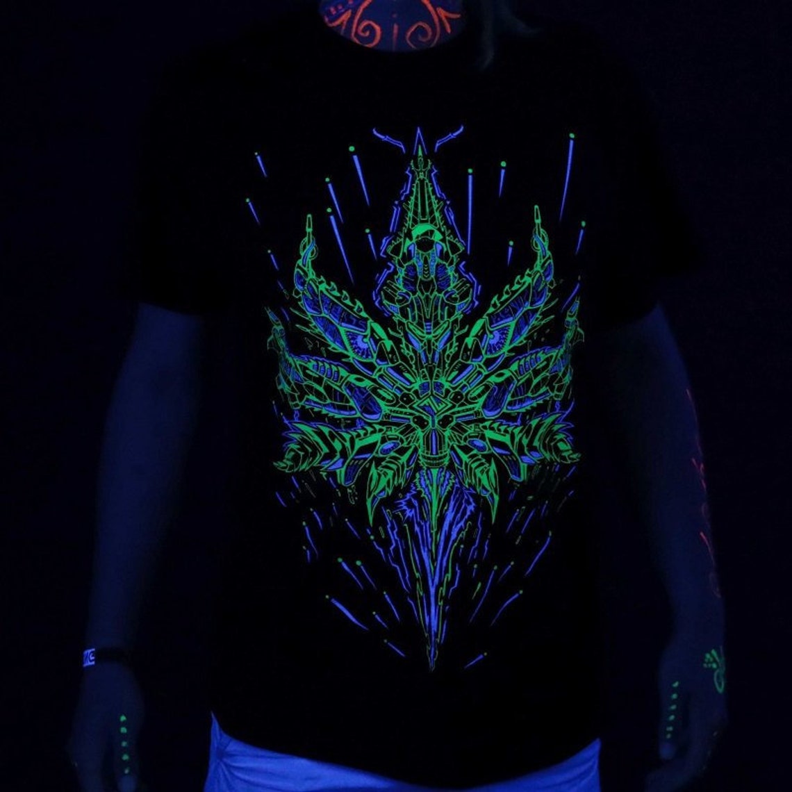uv reactive shirt