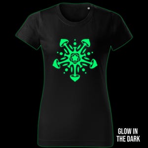 Glow in the dark dames-T-shirt paddenstoelmandala