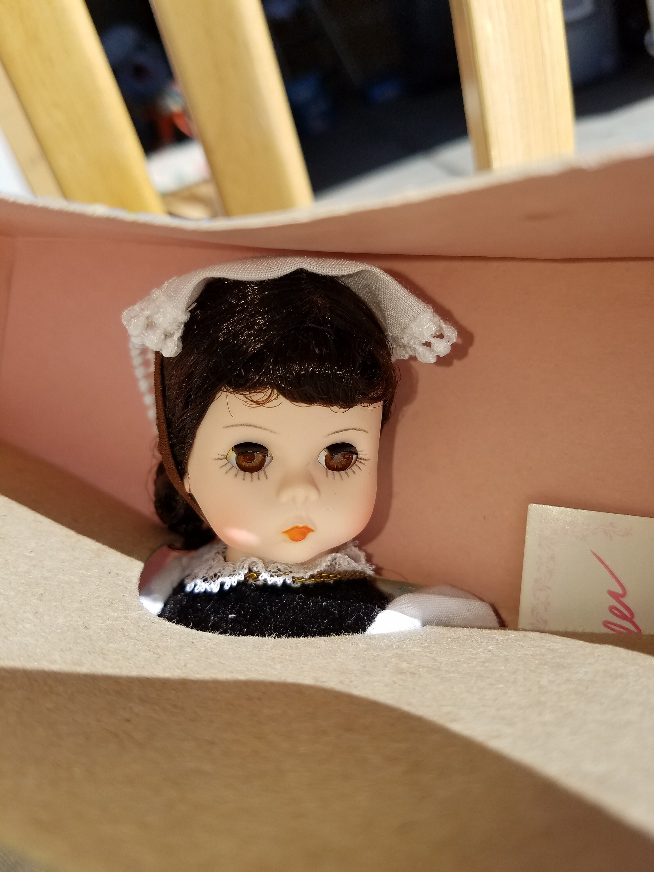 madame alexander miniature showcase dolls