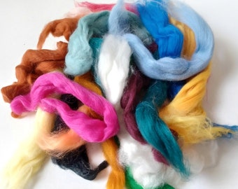 Wool scraps Waste wool mill ends Mixed Merino wool roving Wet felting wool Spinning fiber Combed top bright colors for practice training