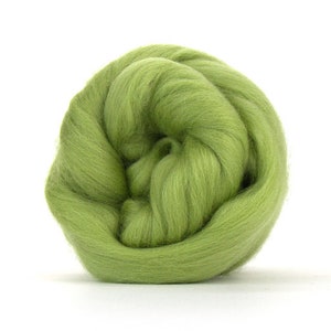 Merino wool roving (top) for wet, needle felting, spinning, weaving Green felting wool Spinning fiber